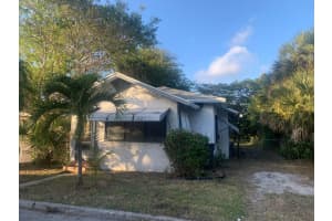 621 Wilmot Street, West Palm Beach 621 Wilmot Street, West Palm Beach