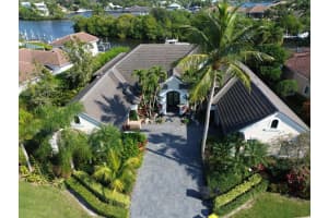 18989 Se Windward Island Lane, Jupiter