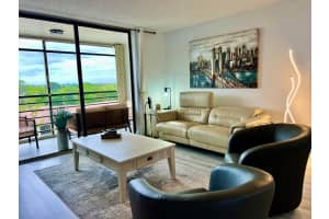 7770 Tahiti Lane 602, Lake Worth