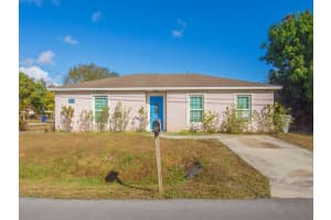 2436 42nd Place, Vero Beach