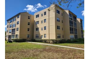 2811 Somerset Drive 404, Lauderdale Lakes