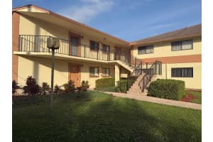 15401 Pembridge Avenue 38, Delray Beach