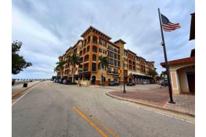 20 Orange Avenue 9, Fort Pierce