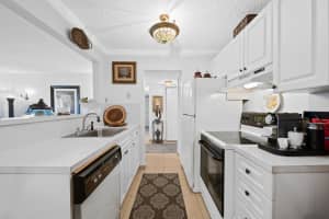 5180 E Sabal Palm Boulevard 338, Tamarac