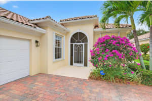 8372 Dominica Place, Wellington