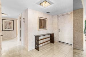 4702 Fountains Drive 408, Lake Worth