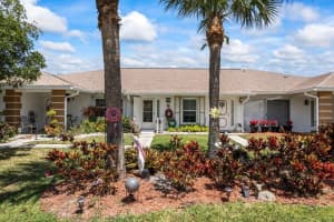 1238 S Lakes End Drive B, Fort Pierce