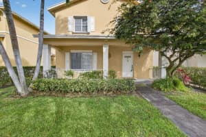521 W Branch Street, Lantana