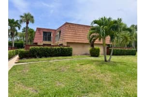 217 Live Oak Lane, Boynton Beach