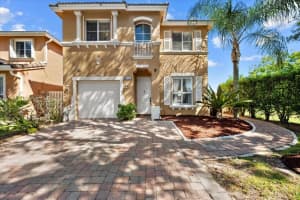 4168 Lake Tahoe Circle, West Palm Beach