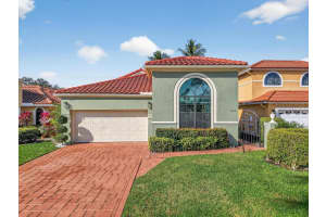 9060 Villa Portofino Circle, Boca Raton