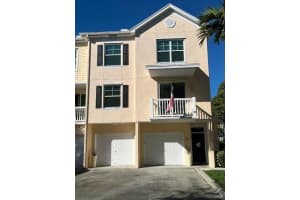 255 Murcia Drive 202, Jupiter