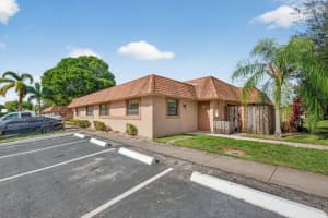 9409 Nw 49th Court 20d, Sunrise
