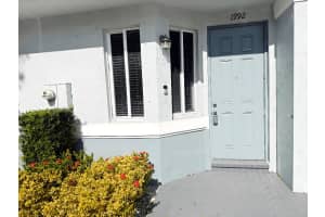 1992 Alamanda Way, Riviera Beach