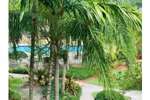 6521 Emerald Dunes Drive 307, West Palm Beach