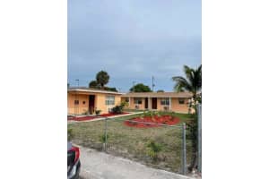 1564 W 28th Street B, Riviera Beach