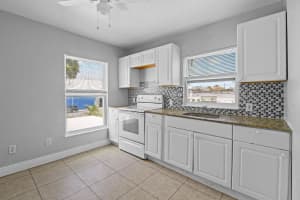 3721 Henry Avenue A (upper), West Palm Beach 3721 Henry Avenue A (upper), West Palm Beach