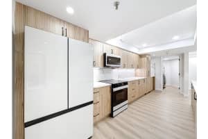 955 Egret Circle B-207, Delray Beach