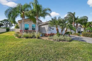 7561 Sw Harbor Cove Drive, Stuart