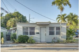 813 9th Avenue N A, Lake Worth Beach
