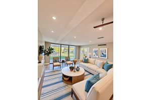 545 Oaks Lane 201, Pompano Beach