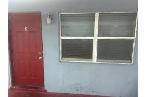 555 W 6th Street 1, Riviera Beach