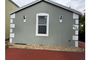 3201 Johns Place, Palm Springs