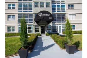 2333 Indian River Boulevard 502, Vero Beach