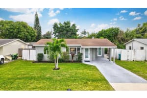 124 Sw 11th Avenue, Boynton Beach