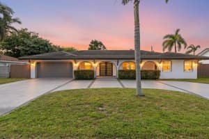 383 Denny Court, Boca Raton