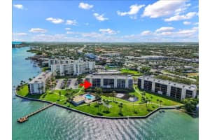 200 Intracoastal Place 207, Tequesta