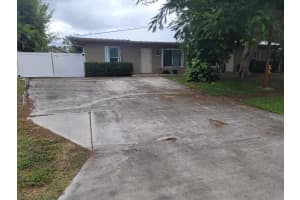 6223 Allen Street, Jupiter