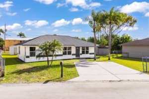 603 Sw 10th Street, Belle Glade