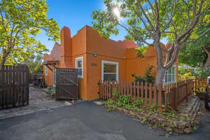 6704 Garden Avenue, West Palm Beach