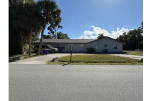 2566 Se Bonita Street, Stuart 2566 Se Bonita Street, Stuart