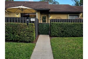 716 Sunny Pine Way D, Greenacres