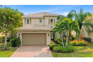 9572 Phipps Lane, Wellington