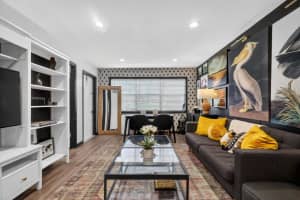 124 Lake Evelyn Drive, West Palm Beach