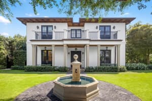 1053 N Lake Way, Palm Beach