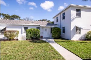 10084 Meridian Way N 4, Palm Beach Gardens