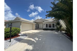 8711 Eagle Run Drive, Boca Raton