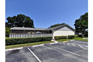1333 Peppertree Trail Apt C, Fort Pierce