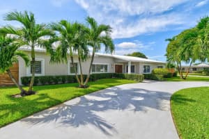 7101 W Lake Drive, Lake Clarke Shores