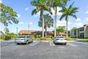 723 Sunny Pine Way B2, Greenacres