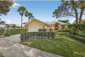 1180 Gator Trail, West Palm Beach