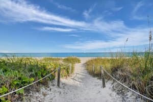 2760 S Ocean Boulevard 417, Palm Beach