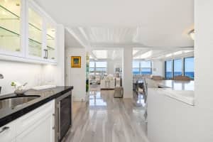2295 S Ocean Boulevard 625, Palm Beach