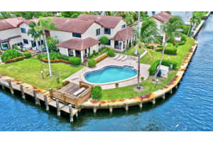 1005 Russell Drive 1, Highland Beach