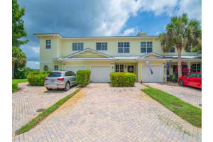 2536 Creekside Drive, Fort Pierce 2536 Creekside Drive, Fort Pierce