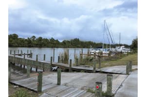 8998 Sw Bonneville Drive, Stuart